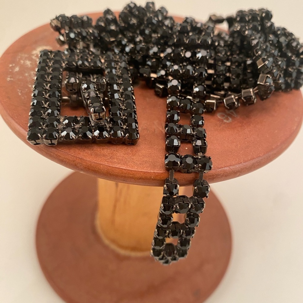 BLACK EVENING BELT. Faceted jet black  rhinestone. Womens Small (25”-30”)